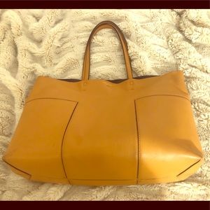 Tory Burch Block T Leather Tote